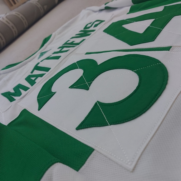 ADIDAS Auston Matthews Toronto St. Pats - Picture 3 of 4